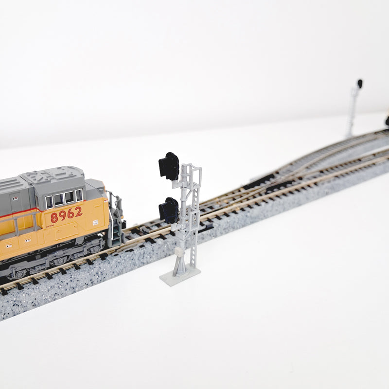 N Scale Modern Snow Hood D-Type Signal Turnout Set Freestanding NO LED's