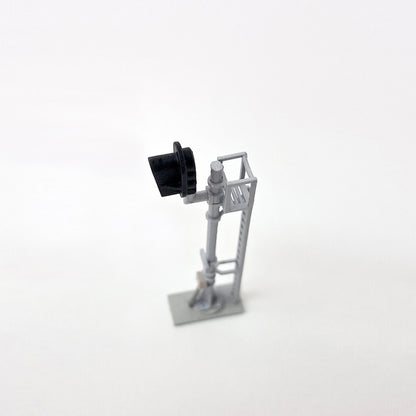 N Scale Modern Snow Hood D-Type Single Head Signal Freestanding NO LED'S