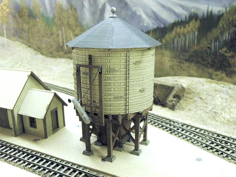 HOn3 narrow guage water tank.